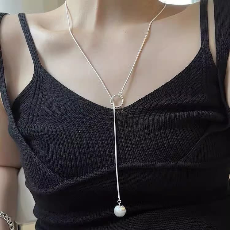 シルバー円形モチーフロングネックレス