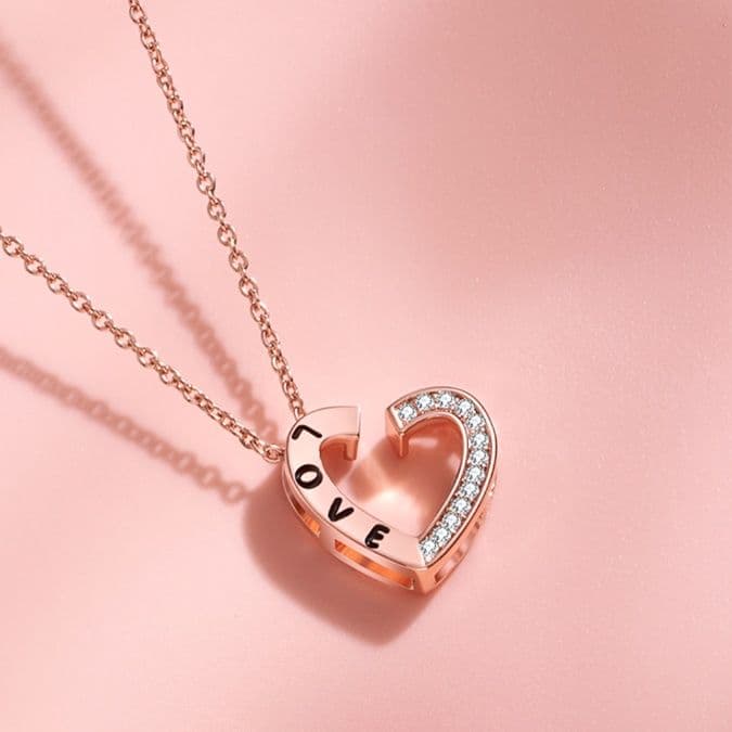 ハート『LOVE』ペンダント ネックレス